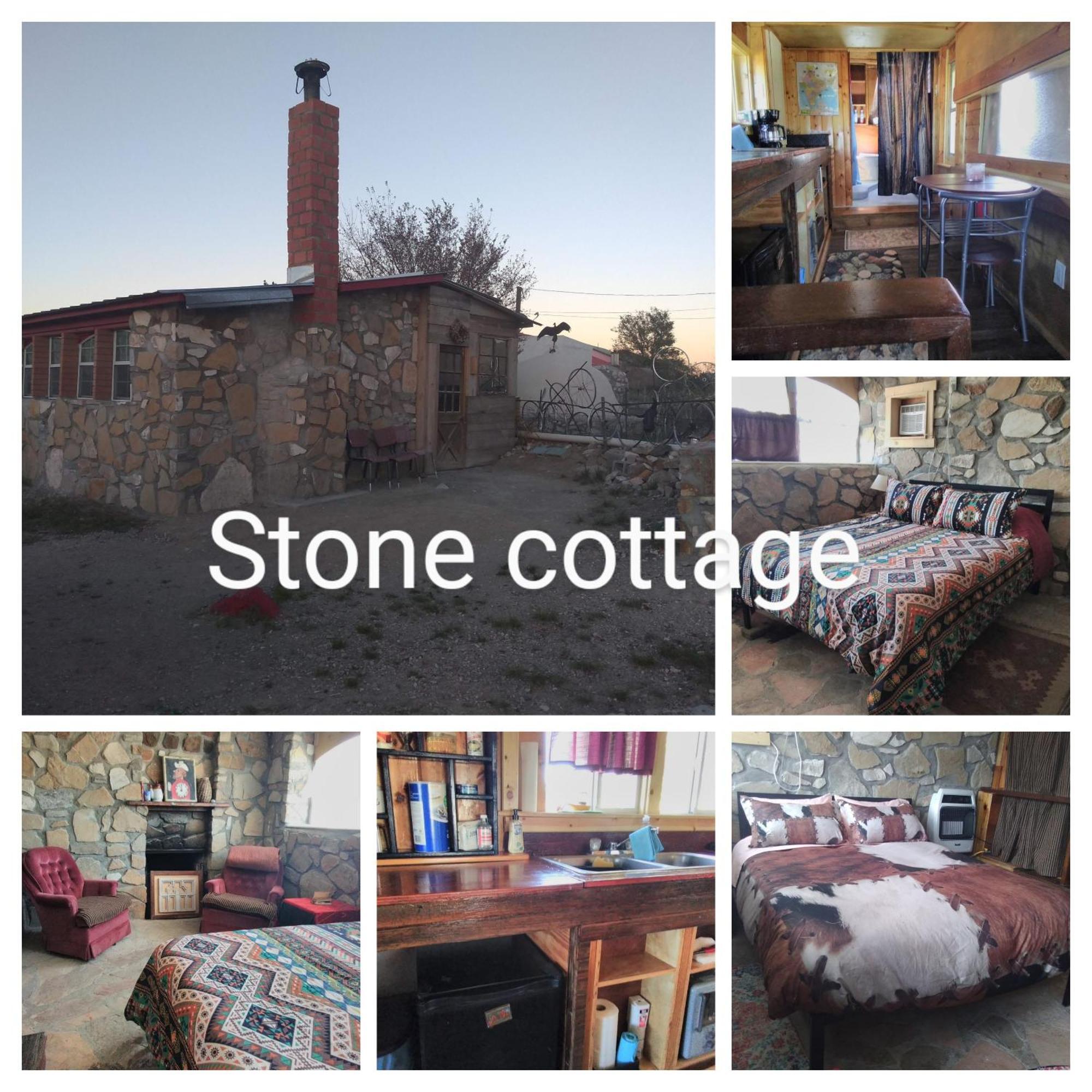 La Loma Del Chivo Llc Stone Cottage Alternative Building Marathon Room photo