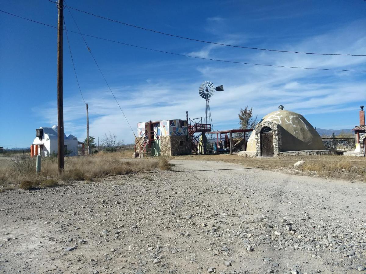 La Loma Del Chivo Llc Stone Cottage Alternative Building Marathon Exterior photo